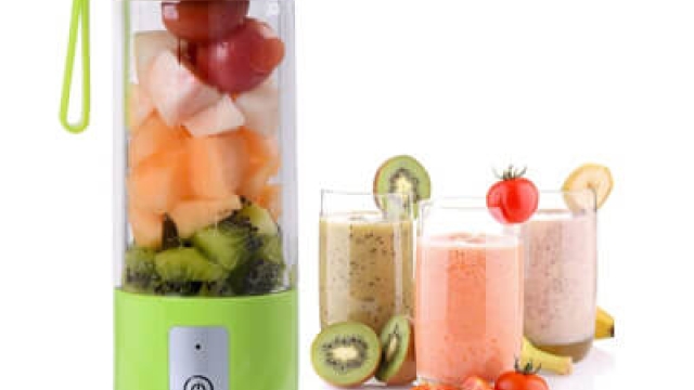 Revolutionize Your Smoothie Game with the Ultimate Blender Bottle!