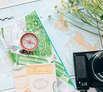 Top Features to Look for in a Beach Towel for Summer Travel