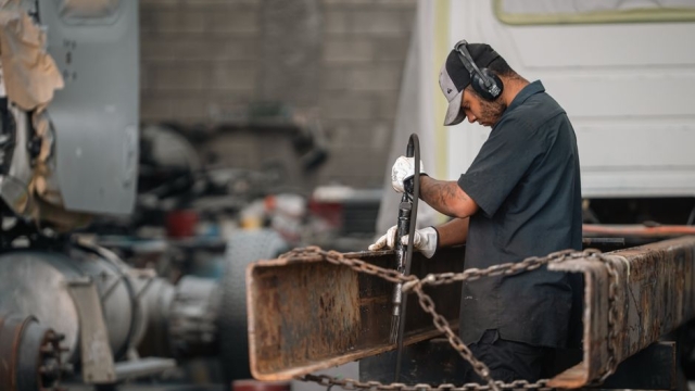 Understanding the Importance of Emergency Duct Cleaning